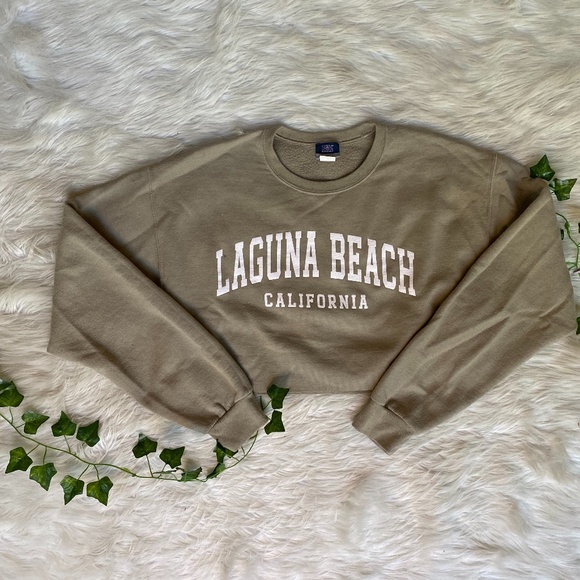 MV Sport Tops - ☁️ Laguna Beach Crop Top Crewneck